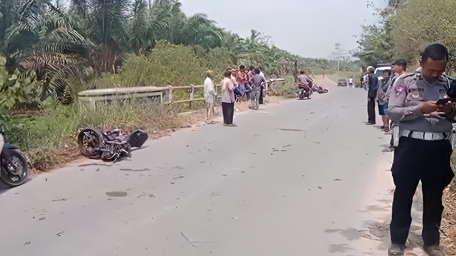 2 Motor Hantam Truk di Jalan Gunung Sugih Lampung Selatan, 2 Pelajar Tewas