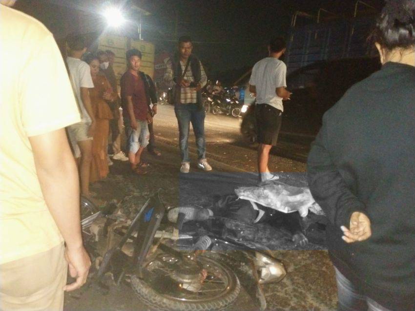 Diduga Tabrak Truk Terparkir, Warga Pantai Cermin Tewas