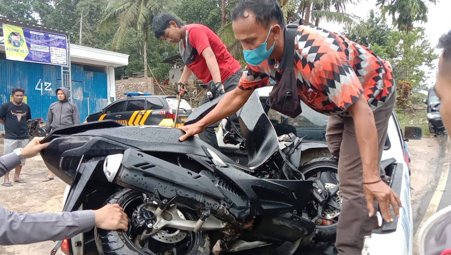 Kecelakaan Adu Kambing Pikap Granmax vs Honda PCX di Kota Samarinda, 1 Pemotor Tewas