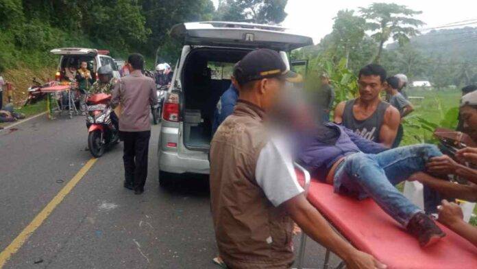 Kecelakaan Honda Supra vs Motor Vario di Ciamis, 2 Orang Luka Parah