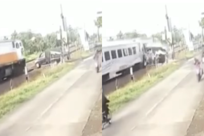 Kecelakaan di Kendal, Mobil Penjual Sayur Ringsek Tertabrak Kereta