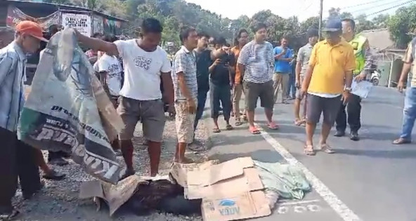 Lakalantas di Bakauheni, Mau Mudik ke Bekasi, Mahasiswa Tewas Tertabrak Truk