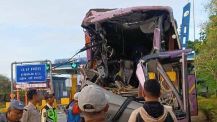 Rombongan Wisata SMKN Ngasem Bojonegoro Kecelakaan di Tol Pasuruan Surabaya, Sopir dan Kernet Meninggal