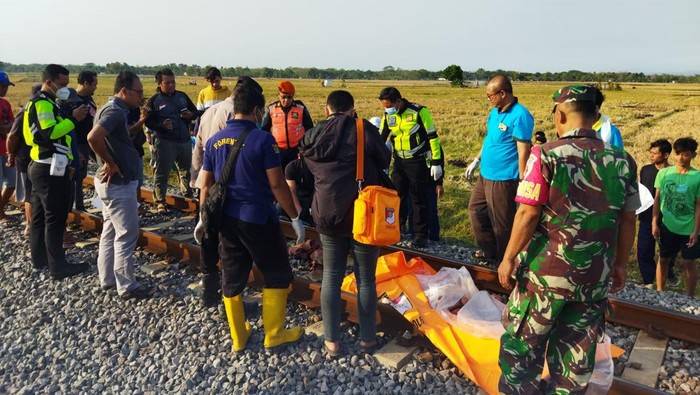 Seorang Pria Tanpa Identitas di Ngawi Tewas Tertabrak KA Majapahit