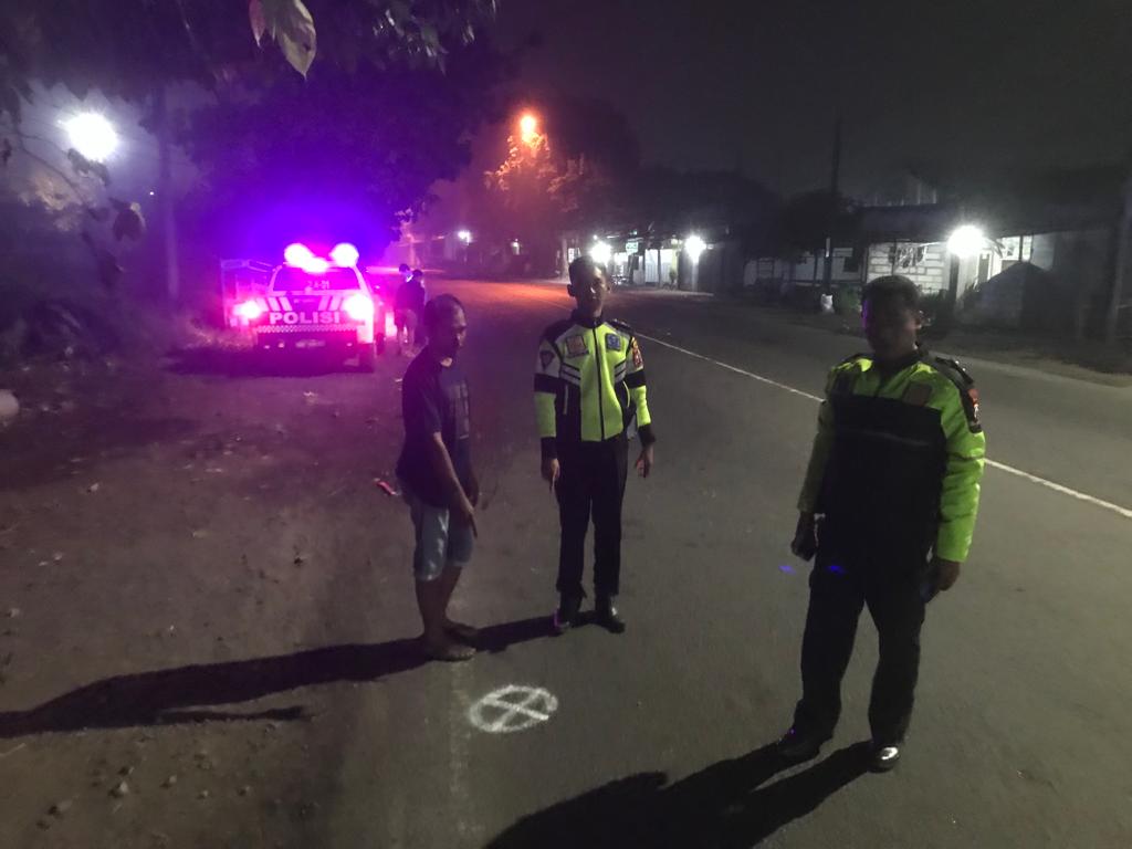 Sopir Truk Box Ngantuk, Tabrak Gerobak Penjual Nasi Goreng Hingga Tewas